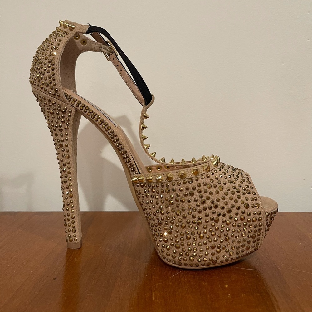 Steve Madden Nude/Gold Rhinestone Heels